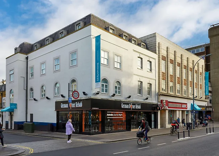 Seraphine Hammersmith Hotel